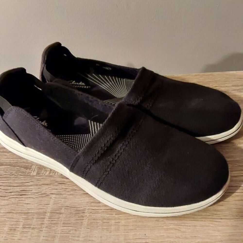 Clarks Cloudsteppers Breeze Step II Women's Black Slip-On Shoes- Size 11 - Picture 2 of 9